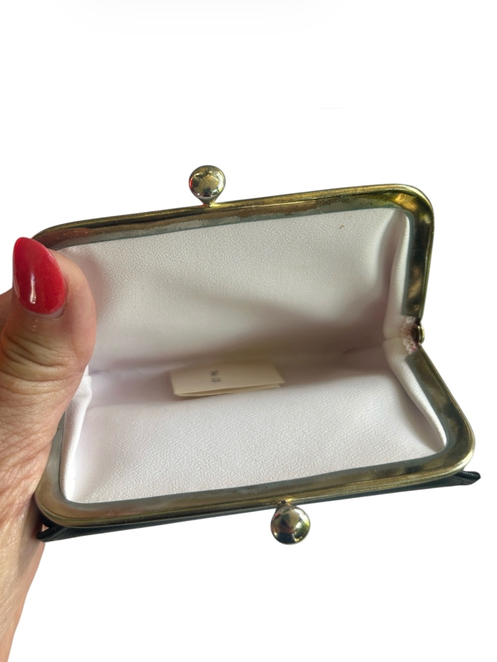 Vintage Rose Embroidered Wallet Key Case Cigarette Case & Lighter Set - Picture 11 of 14